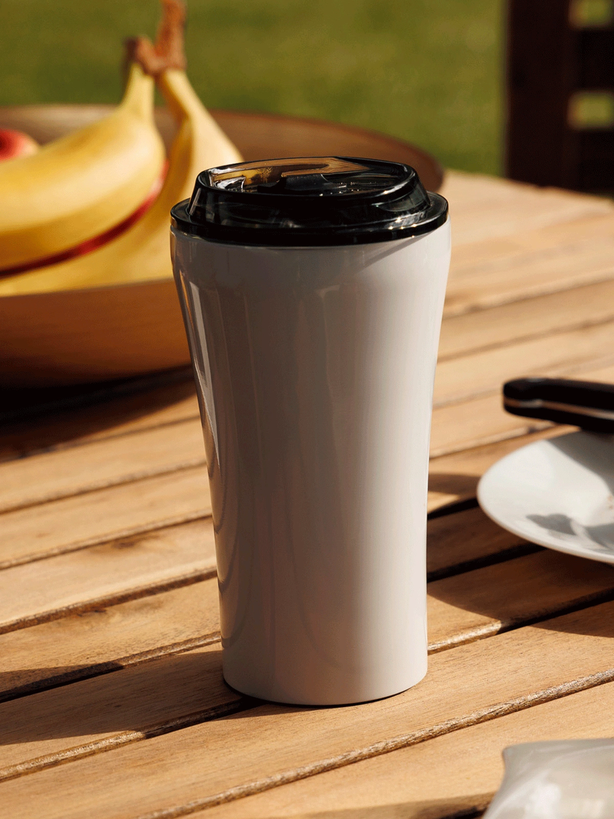 Kubki termiczne Dr.Bacty jako świąteczny upominek firmowy – dlaczego warto?